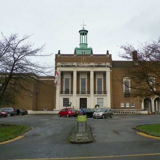 Forecourt To County Hall Including Bas Relief Drum, Lamp Posts, Boundary Marker