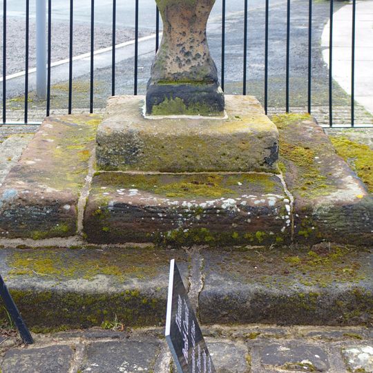 Standing cross at the junction of Green Lane and Water Street
