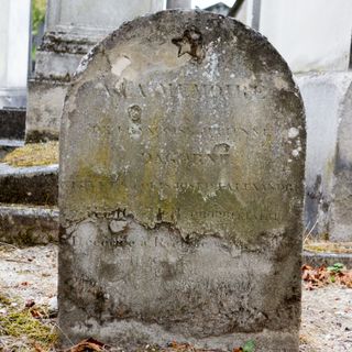 Grave of Dagorne