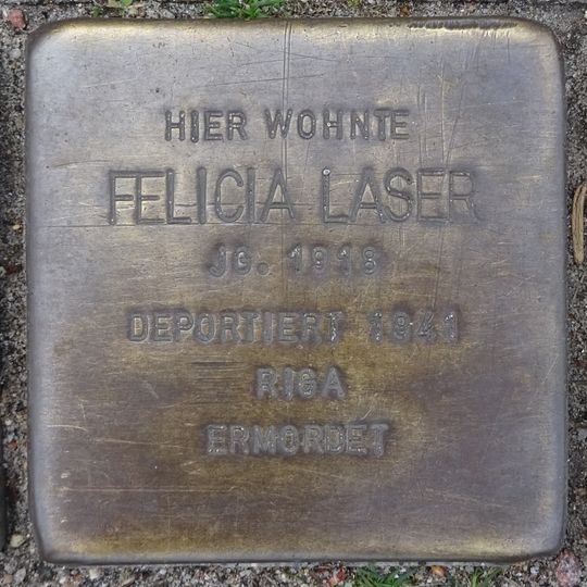 Stolperstein en memoria de Felicia Laser