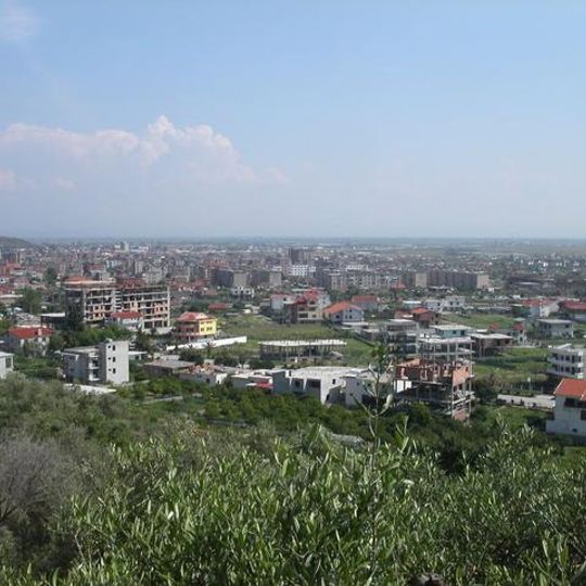 Lushnjë