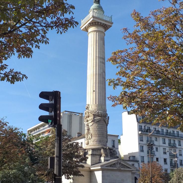 Colonnes du Trône