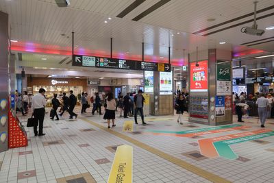 Interior 0