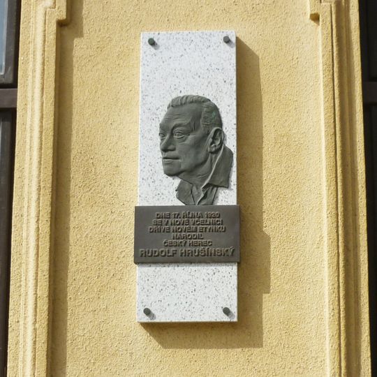 Plaque to Rudolf Hrušínský