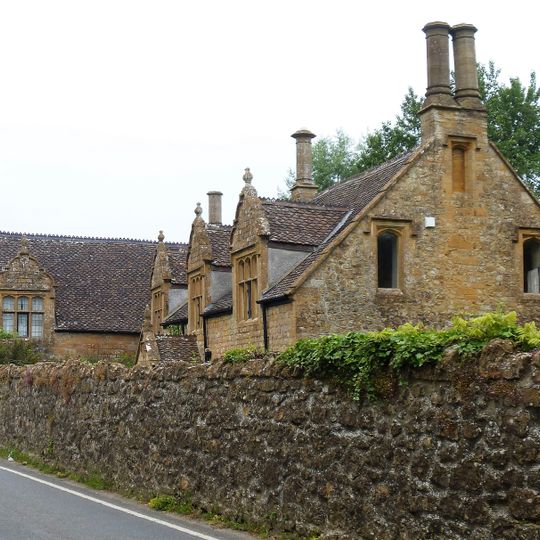The Priory, Including Attached Wall With 2 Gatepiers To Left