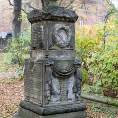 Gravestone dedicated to Georg Egestorff