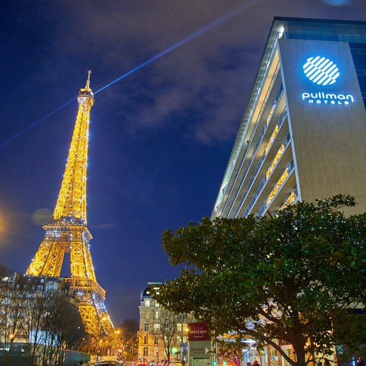 18.75 Bar Lounge w Pullman Paris Tour Eiffel