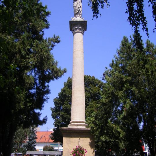 Mariánsky stĺp, socha