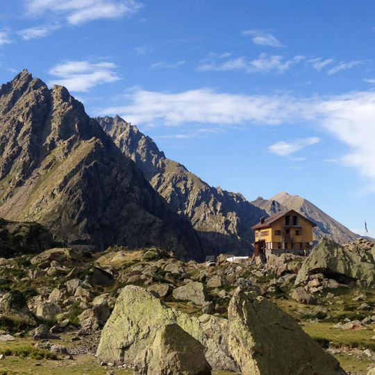Rifugio Genova-Figari