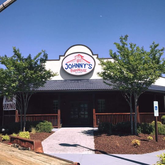 Johnnys Farmhouse Restaurant