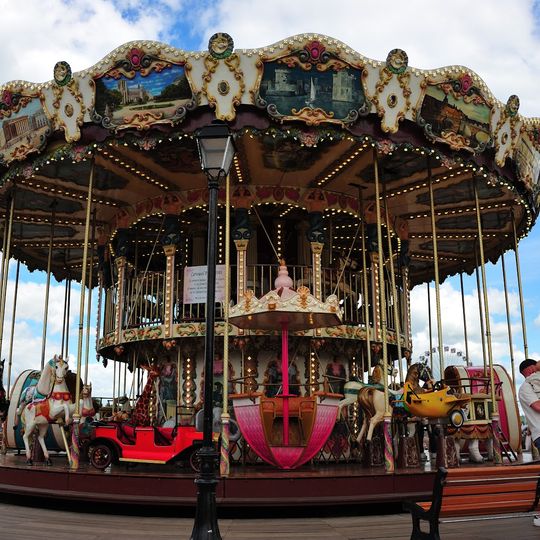Carrousel Palace 1900