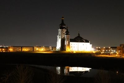 Уночі 1
