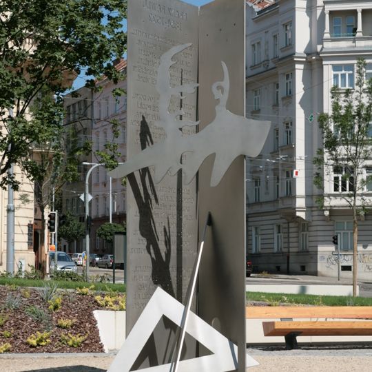 Franz Pawlu memorial