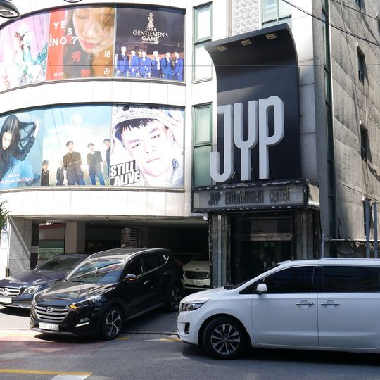 JYP entertainment