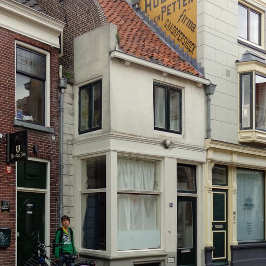 Ondiep pandje met aan de linkerzijde halve Gelderse top