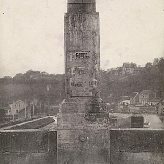 Monument à Jean Rouvet