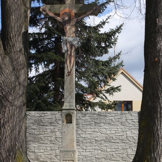 Kříž na jižním okraji vsi