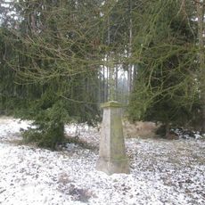 Kříž jihozápadně od Hradišťan