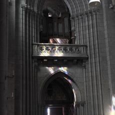 Orgue de tribune de la basilique Notre-Dame-de-Délivrance de Quintin