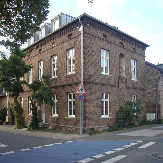 Buschdorfer Straße 45