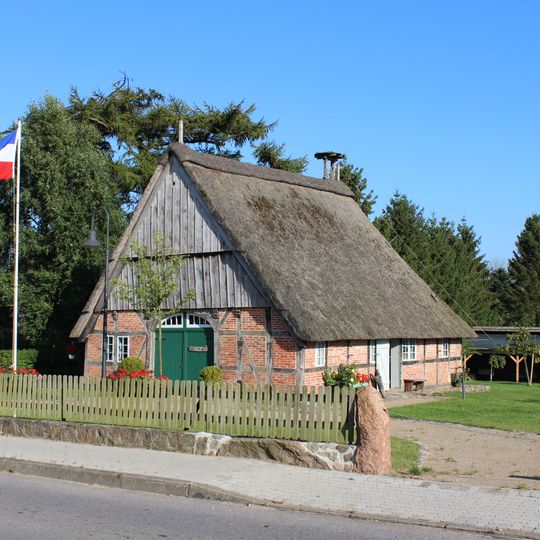 Nortorfer Straße 5, Kate