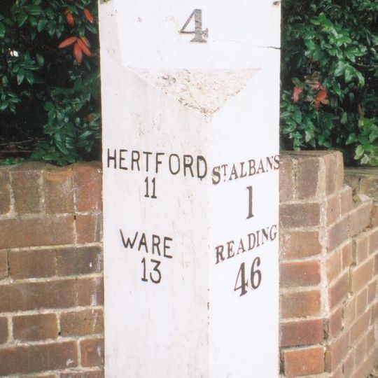Milepost To West Of Junction With Royal Road
