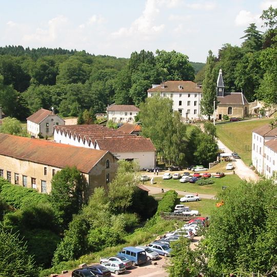 Manufacture royale de Bains-les-Bains