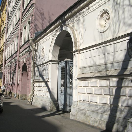 Ограда с воротами