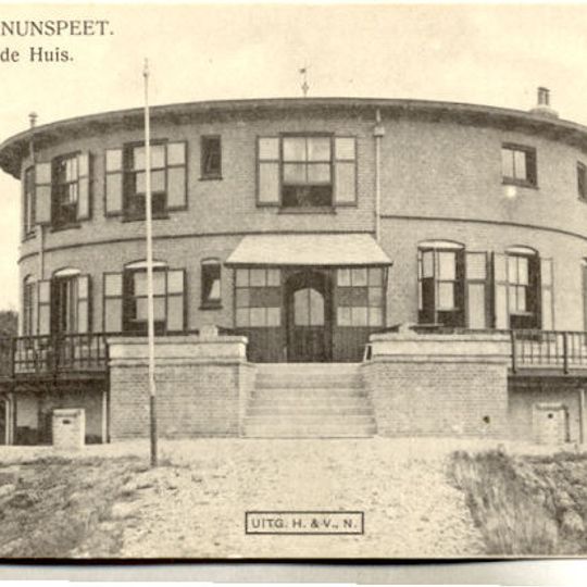 Round House