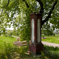 Kříž u silnice jižně od Vlastibořic