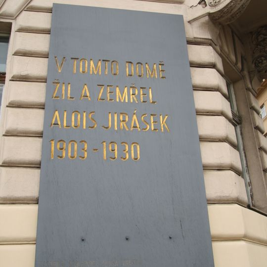 Pamětní deska Aloise Jiráska
