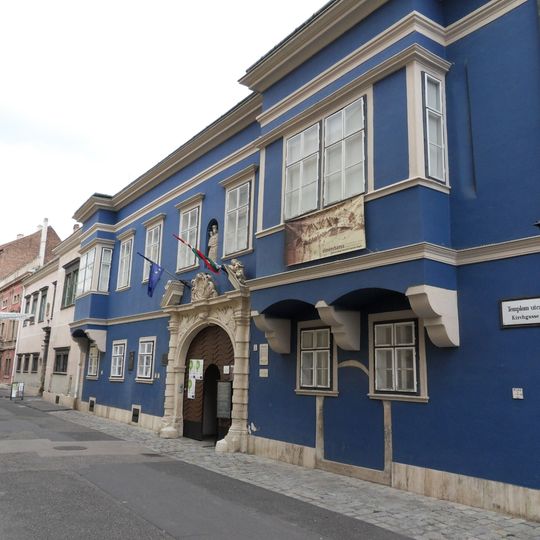 Esterházy-paloták