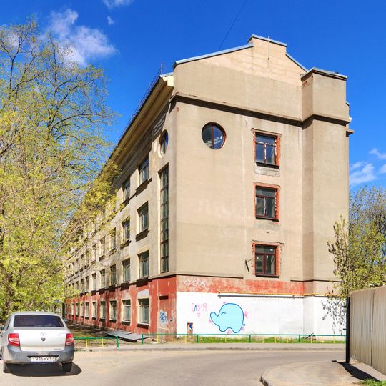 Лиственничная аллея 18