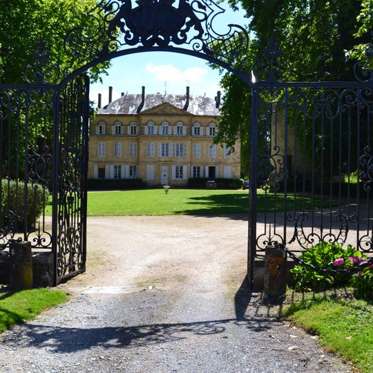 Château de Toury-Lurcy