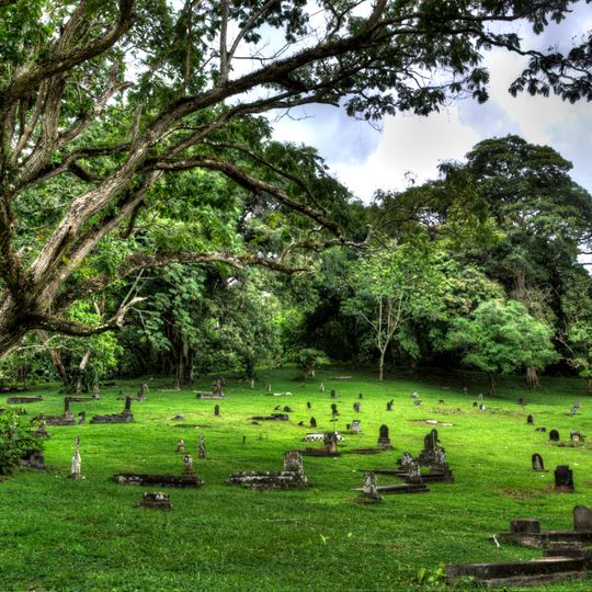 Cementerio de Corozal Silver