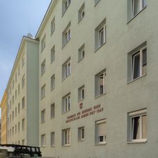 Gemeindebau Braunhirschengasse 17-21