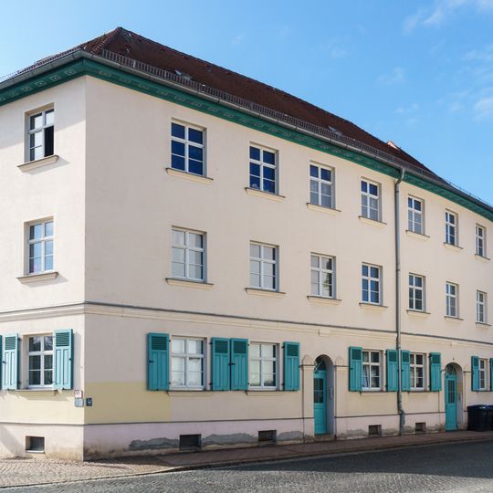 Mietshauszeile in geschlossener Bebauung konzipiert Marktstraße 6; 8; 10; 12; 14; 16