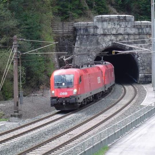 Túnel Karavanke