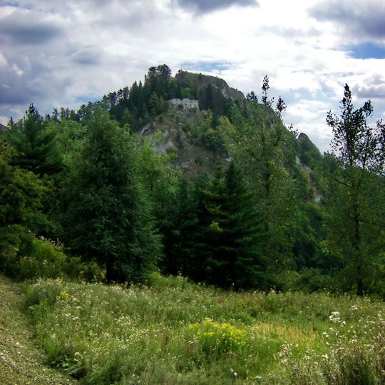Hrad Vršatec, Vršatský hrad, palác hradný I.