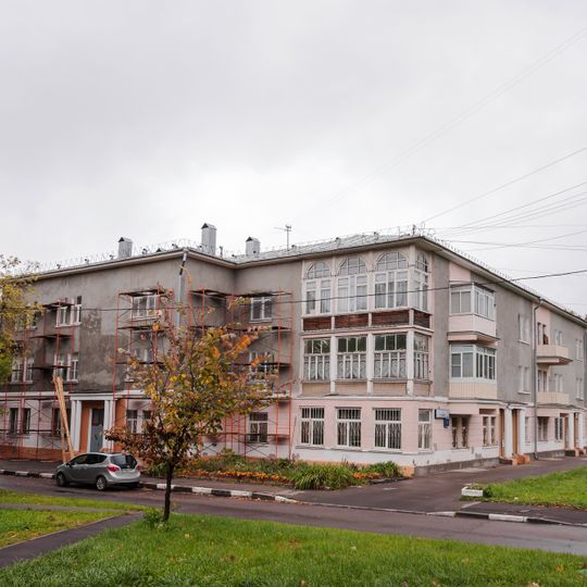 Улица 9-го Мая, 1, Жилой дом