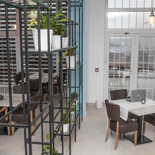 FARIO Restaurant