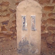 Milestone, 25yds N of Suffolk House