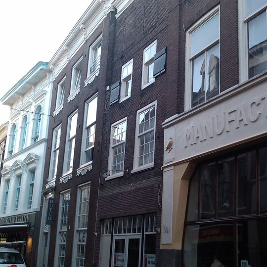 Huis met lijstgevel
