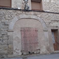 Perxe tapiat al carrer del Forn