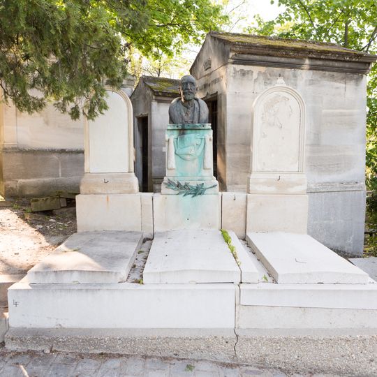 Grave of Le Pelletier