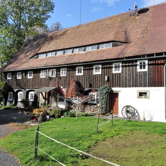 Halbendorfer Straße 9