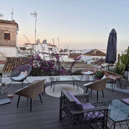 Linda Brunch, Cocktail Bar and Rooftop