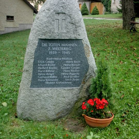 Gedenkstein Zweiter Weltkrieg Altmobschatz