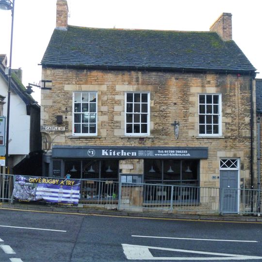 1 and 2, Castle Street