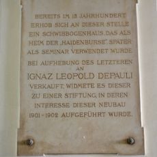 Gedenktafel für ein Schwibbogenhaus